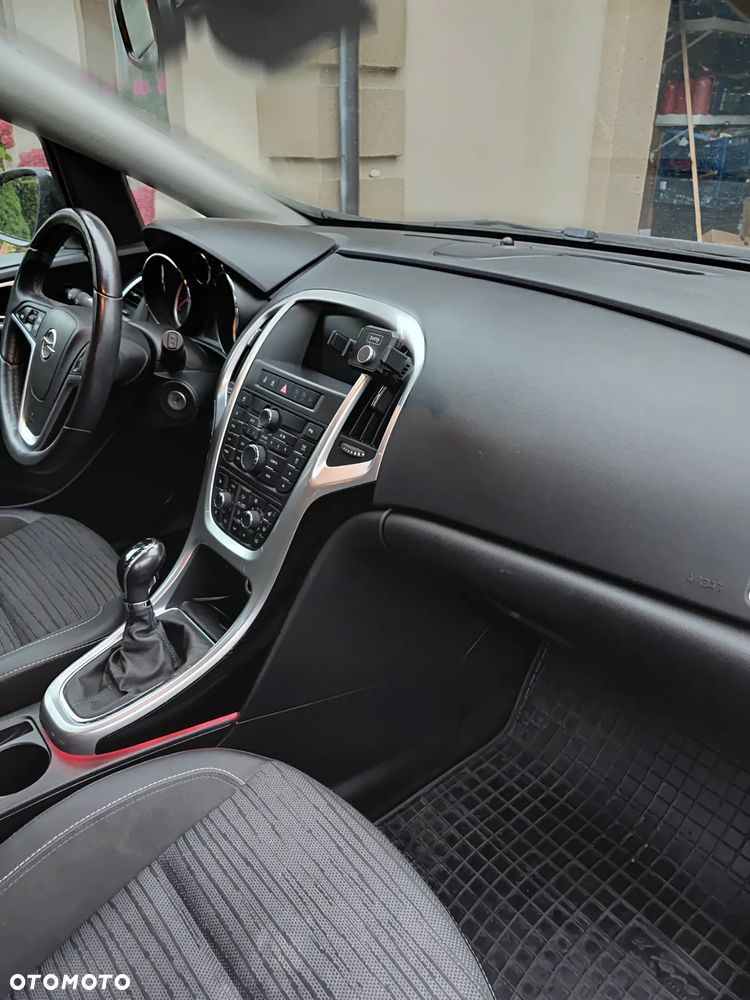 Opel Astra IV 1.4 T Energy EU6 - 7