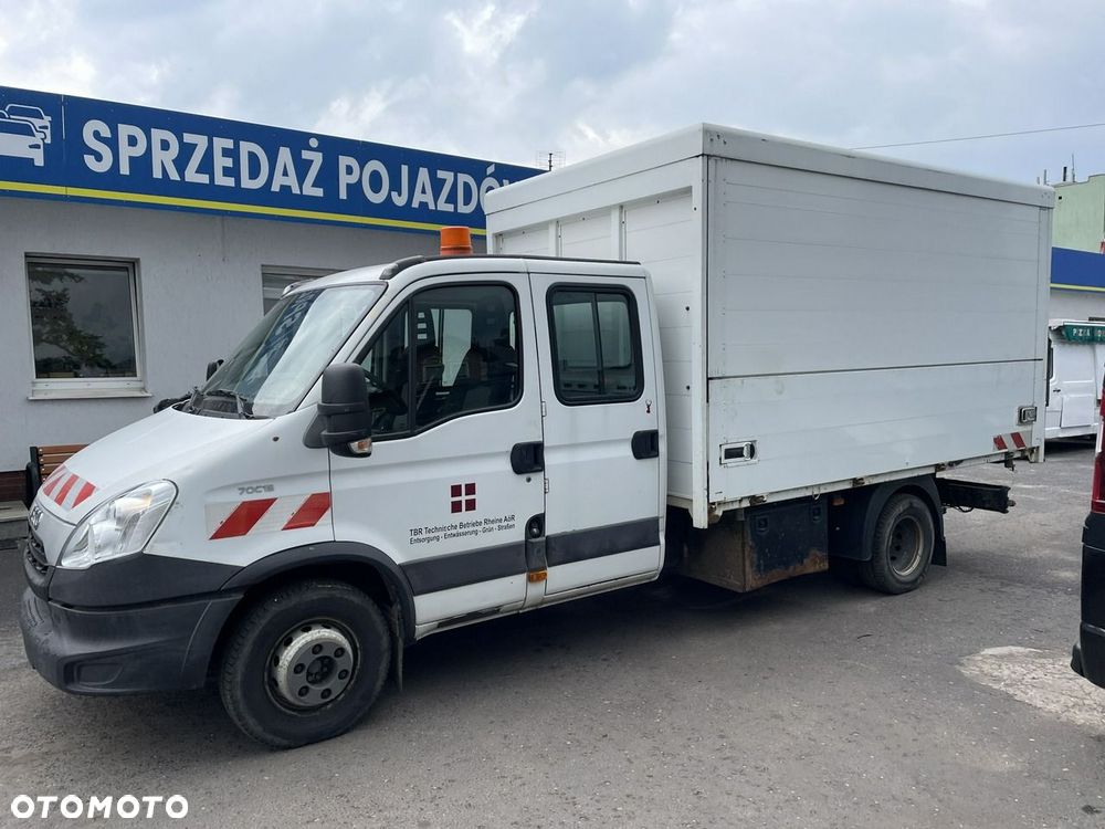 Iveco 70C15 Wywrotka 3-strony Kontener Śmieciarka 6-osób 2013 - 16