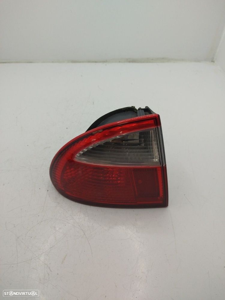Farolim Stop Esq Seat Leon (1M1) - 2