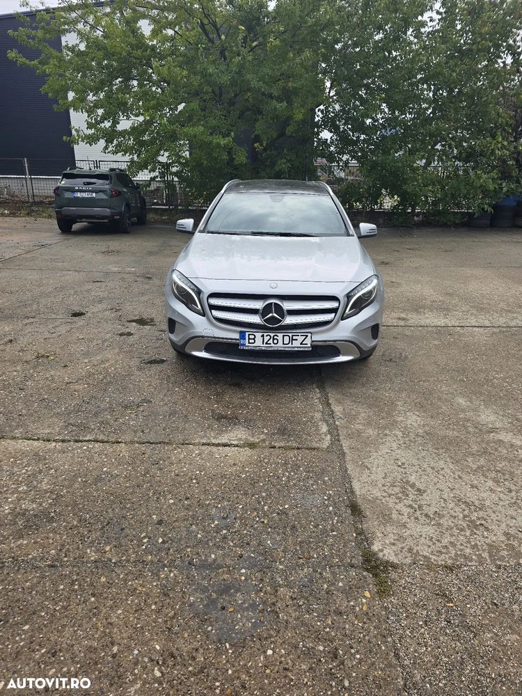 Mercedes-Benz GLA 200 (CDI) d 4Matic 7G-DCT - 25