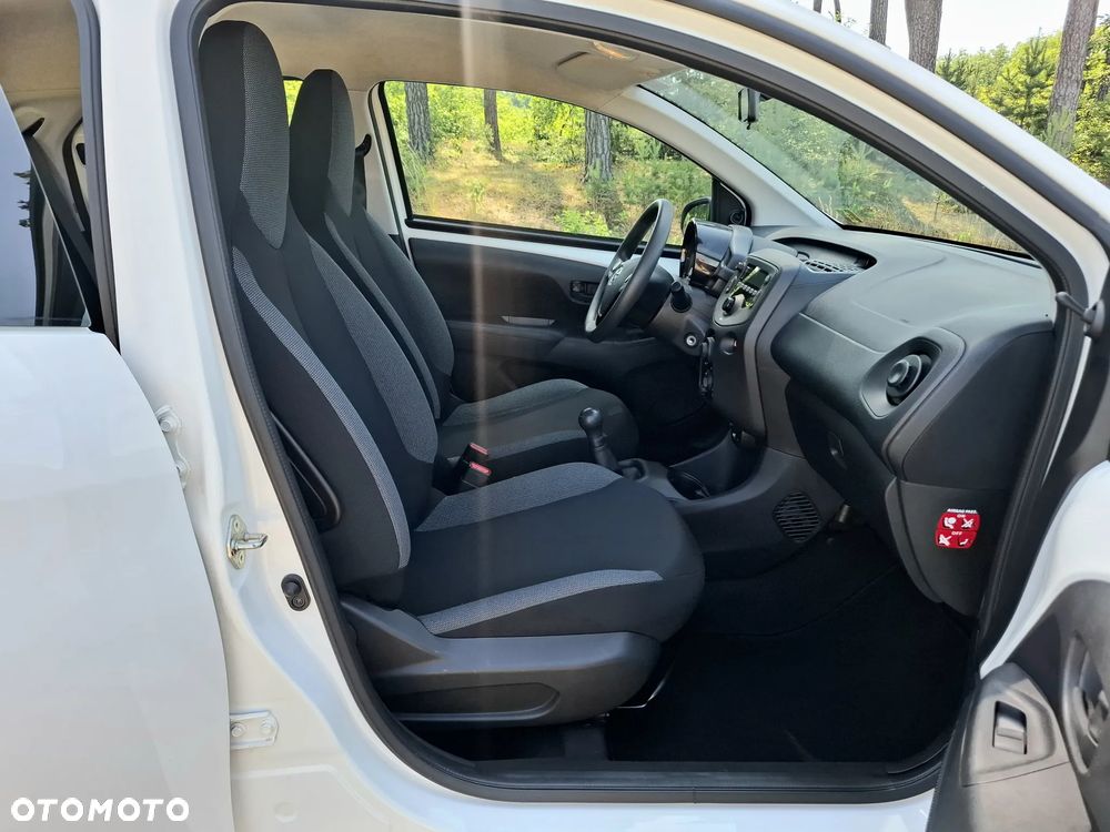 Toyota Aygo - 10