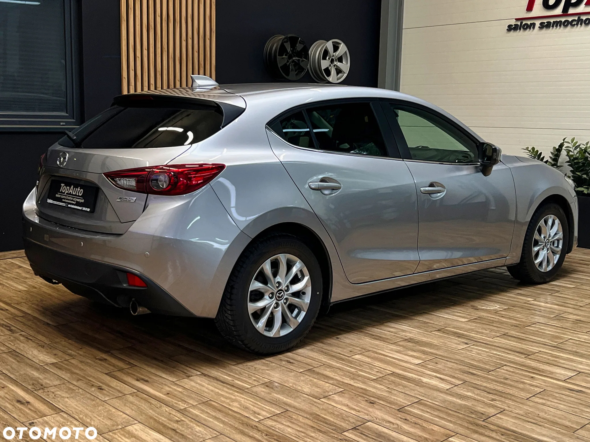 Mazda 3 - 6