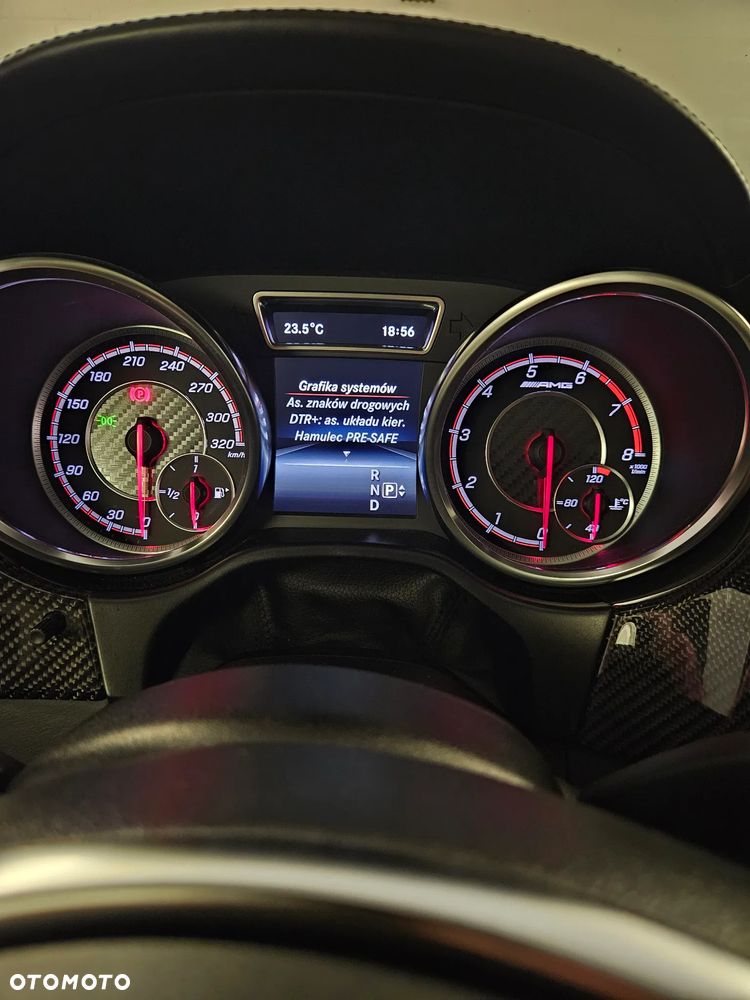 Mercedes-Benz GLE - 18