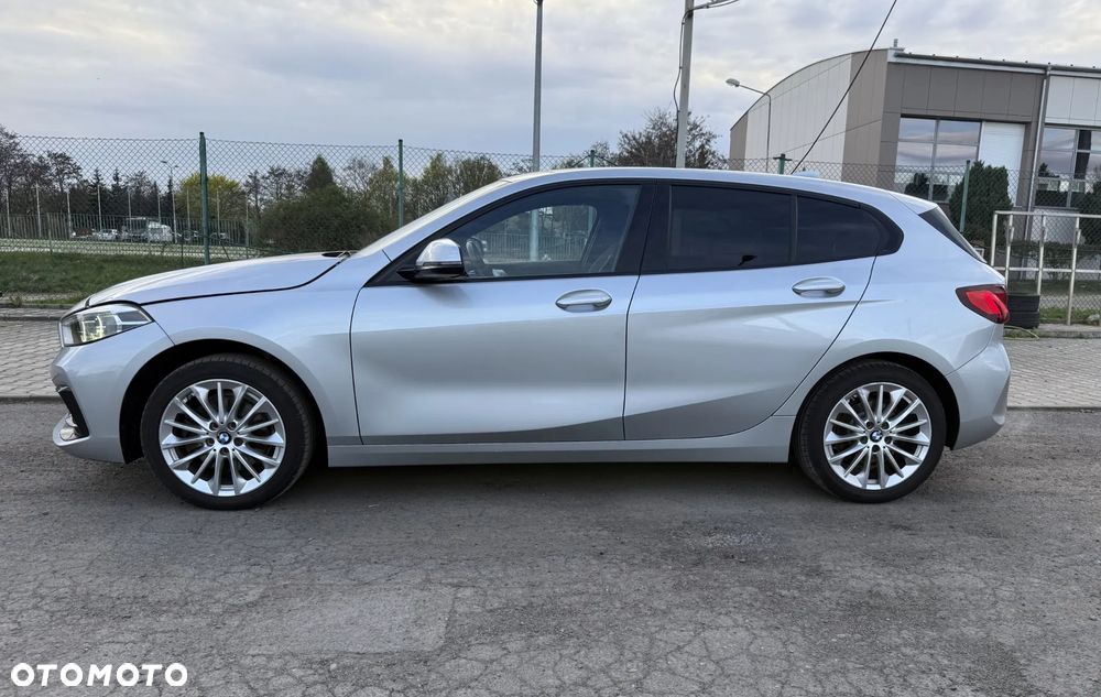 BMW Seria 1 118i Sport Line - 12