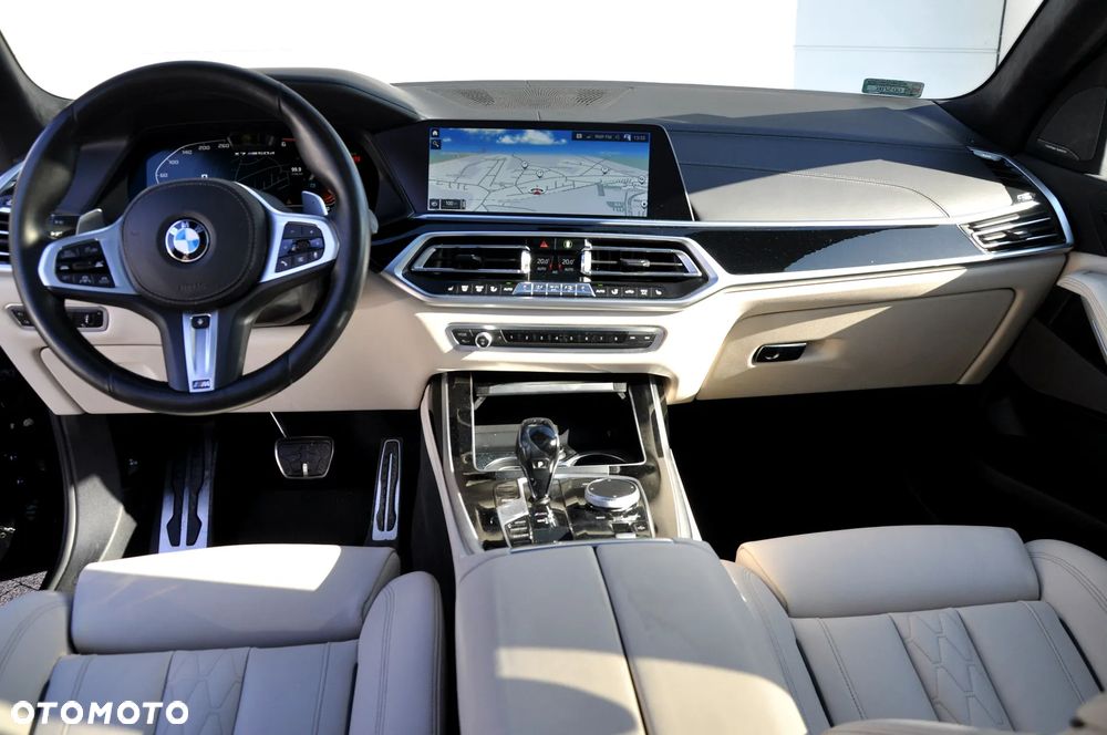 BMW X7 - 11