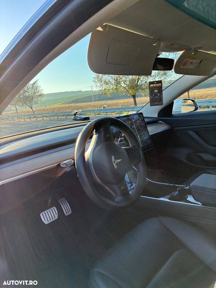 Tesla Model 3 Langstreckenbatterie Allradantrieb Dual Motor Performance - 8