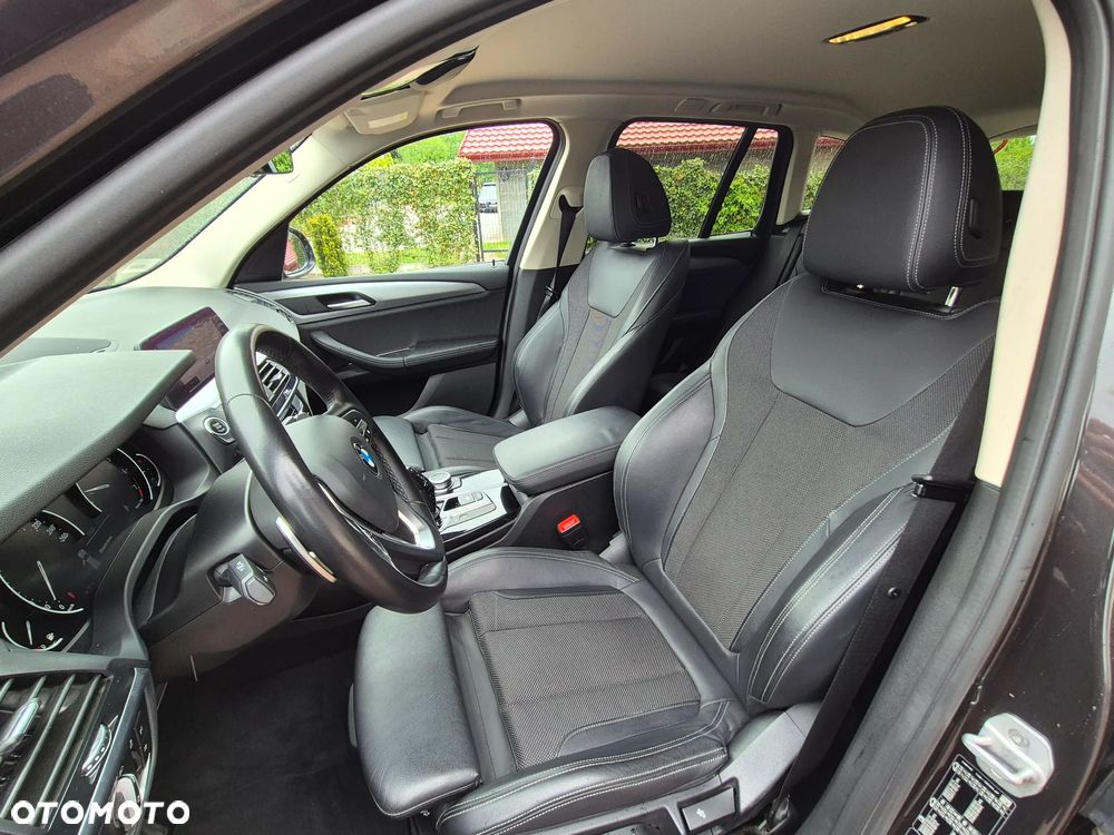BMW X3 xDrive20i GPF xLine - 27