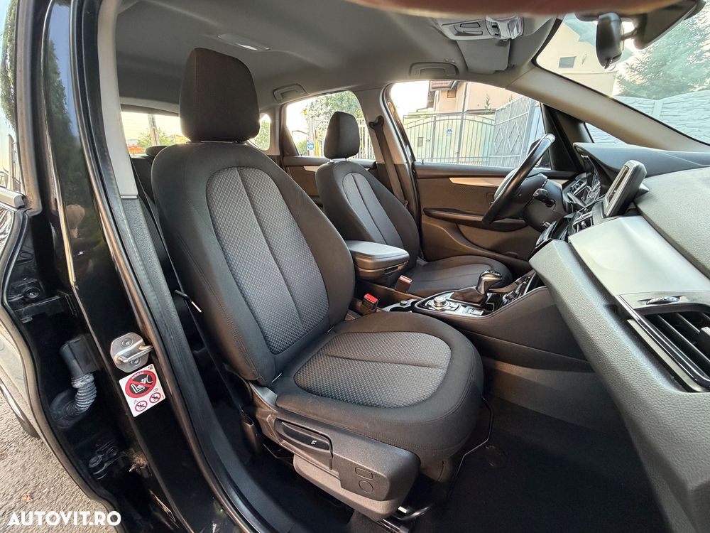 BMW Seria 2 218d Sport-Aut. Advantage - 11