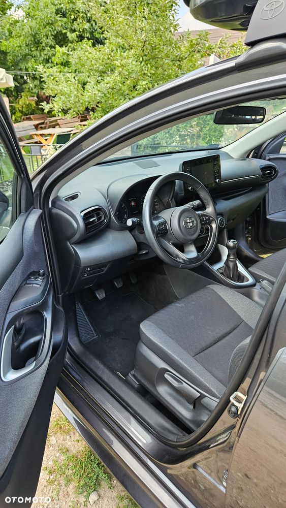 Toyota Yaris 1.0 Comfort - 11
