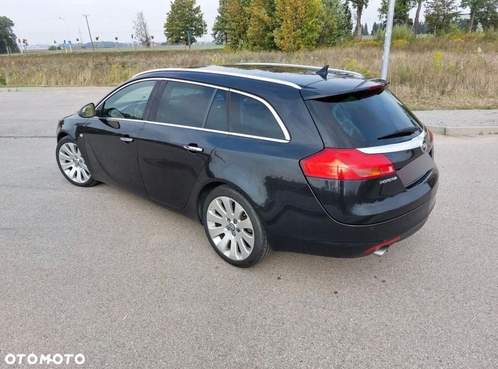 Opel Insignia 2.0 T Cosmo - 3