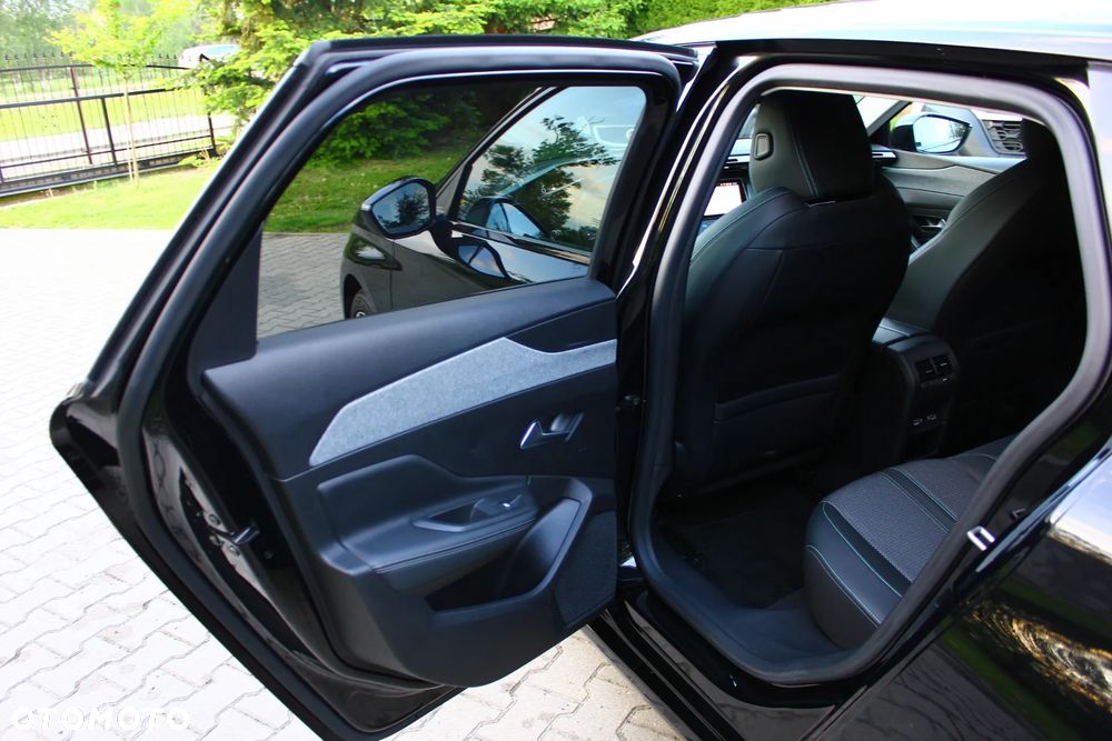 Peugeot 308 1.5 BlueHDi Allure S&S EAT8 - 33
