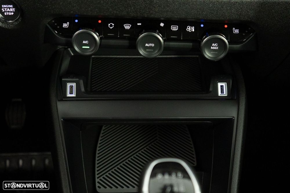 Citroën C4 1.2 PureTech Plus - 25