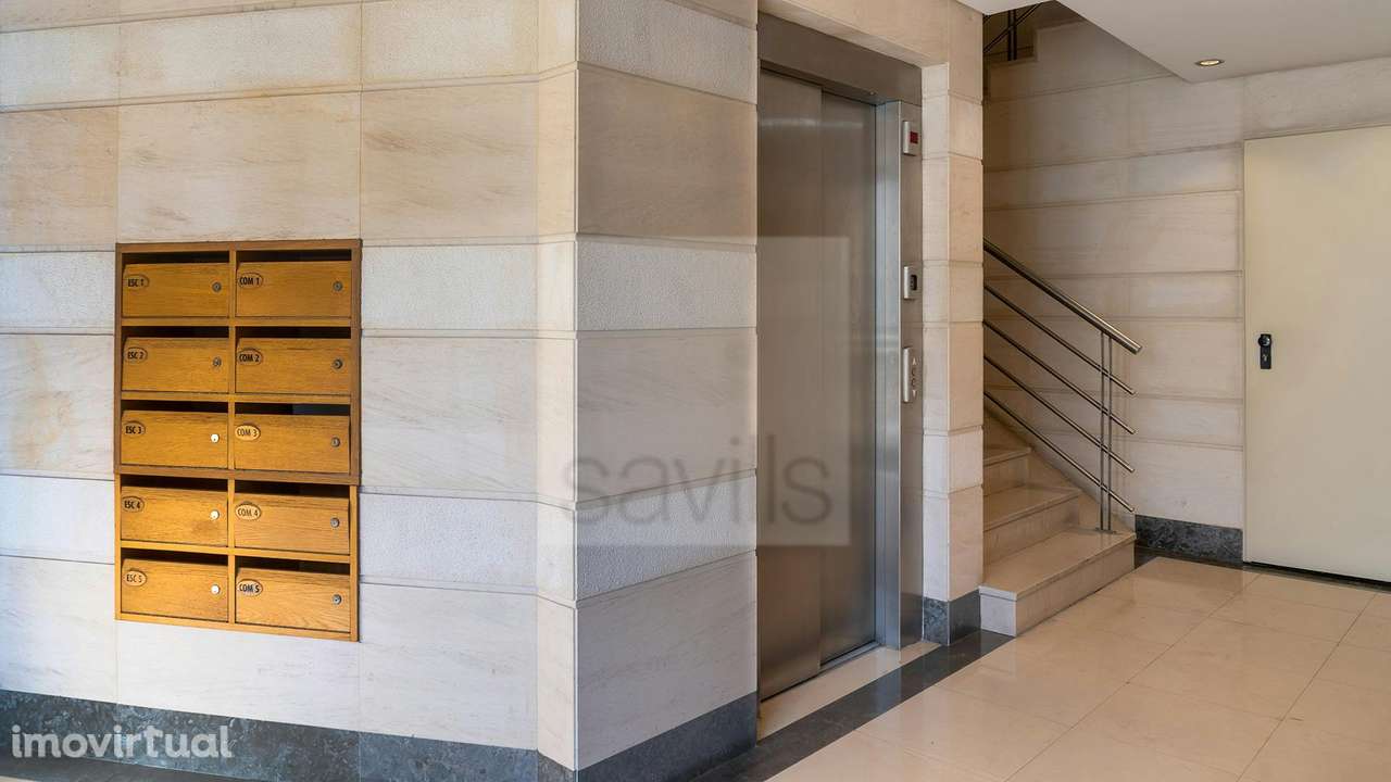 Edifício Ecrã - Grande imagem: 5/17