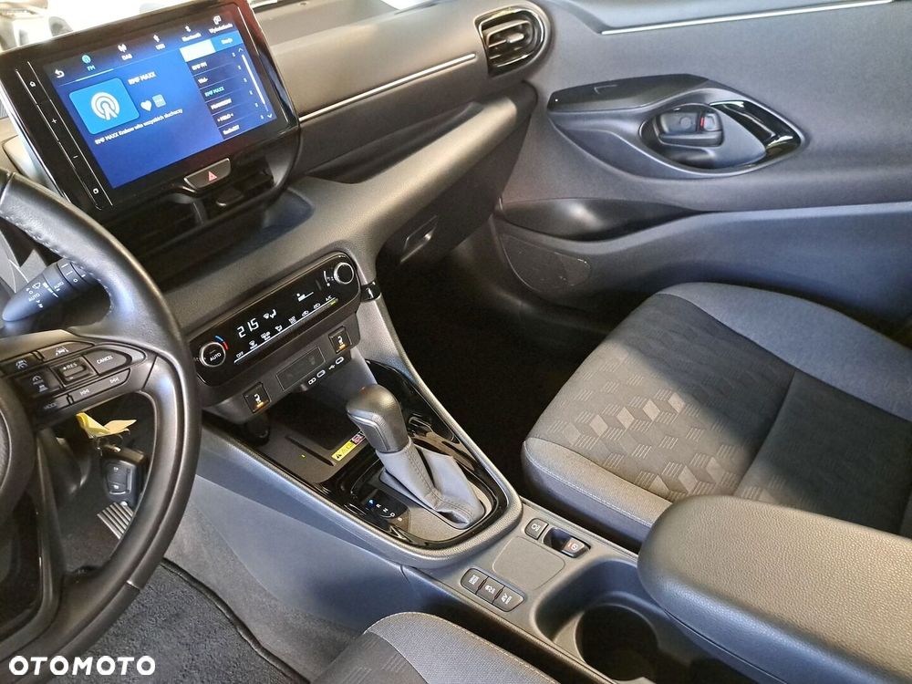 Toyota Yaris Hybrid 1.5 Style - 27