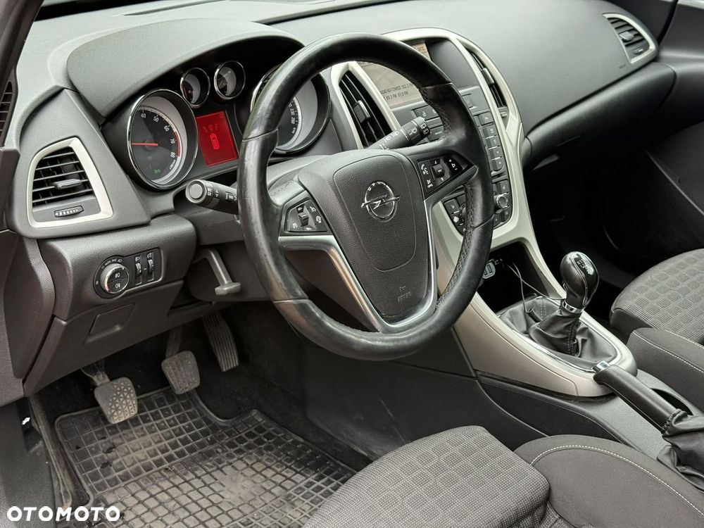Opel Astra - 17