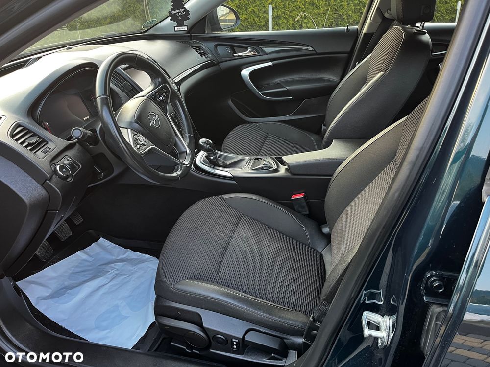 Opel Insignia - 10