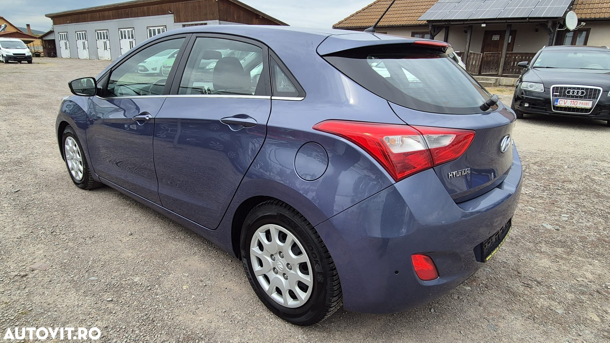 Hyundai i30 1.6 CRDI Premium - 4