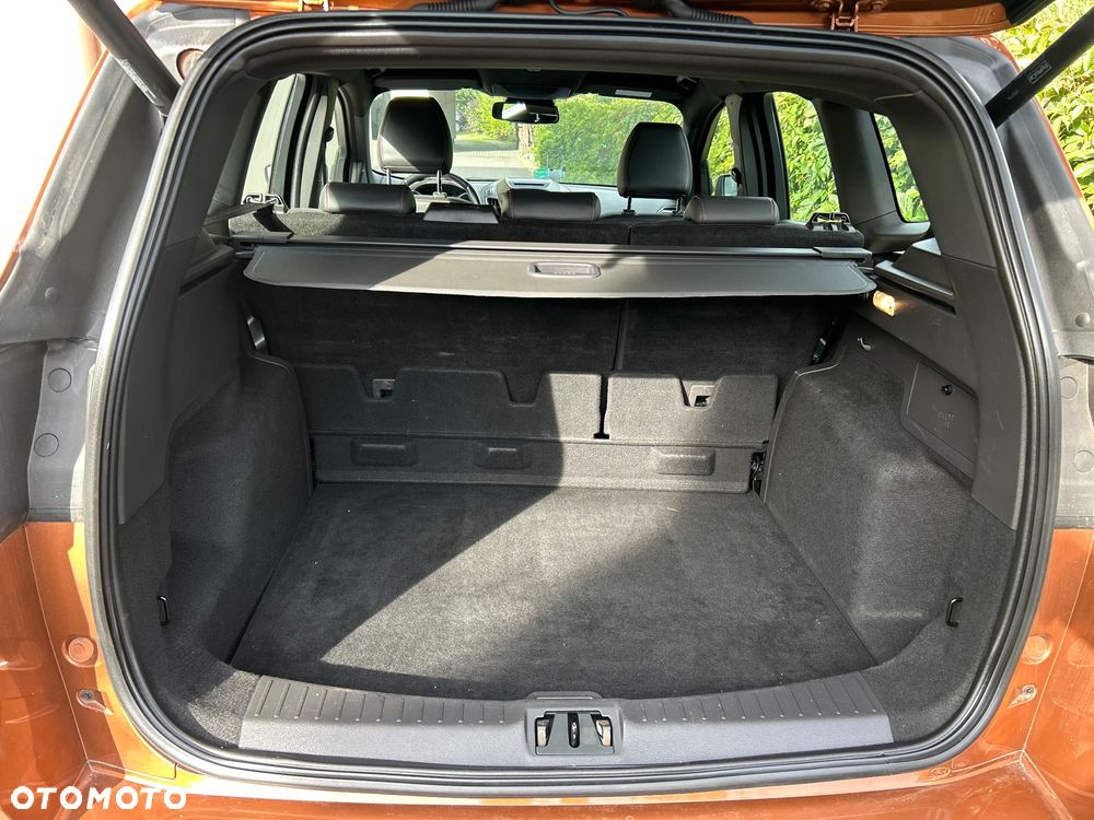Ford Kuga 2.0 TDCi 4x4 ST-Line - 23