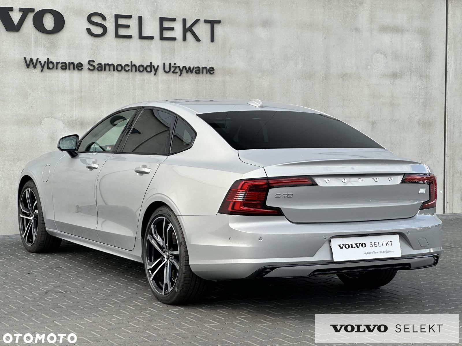 Volvo S90 - 14