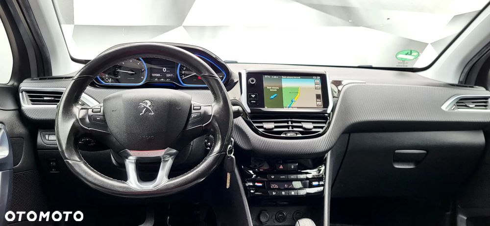 Peugeot 2008 1.6 e-HDi Allure S&S - 21