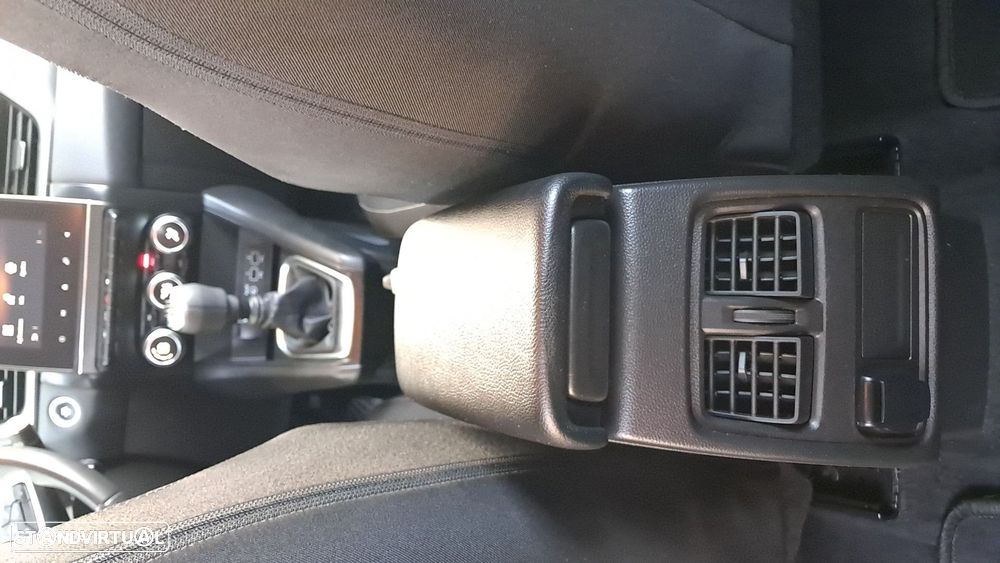 Renault Captur 1.0 TCe Equilibre Bi-Fuel - 16