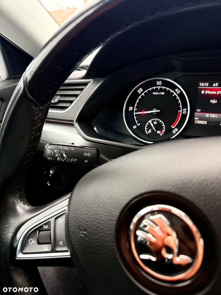 Skoda Superb 1.6 TDI Style DSG - 10