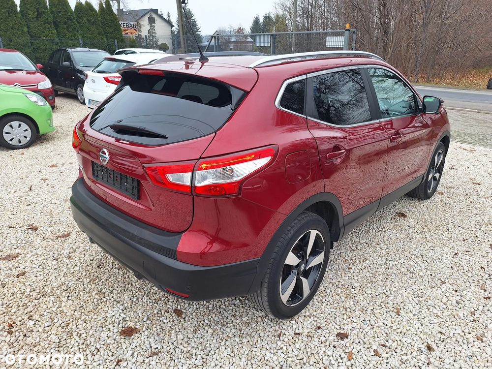 Nissan Qashqai - 10