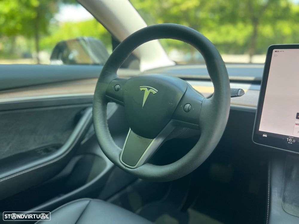 Tesla Model 3 Standard Range Plus RWD - 11
