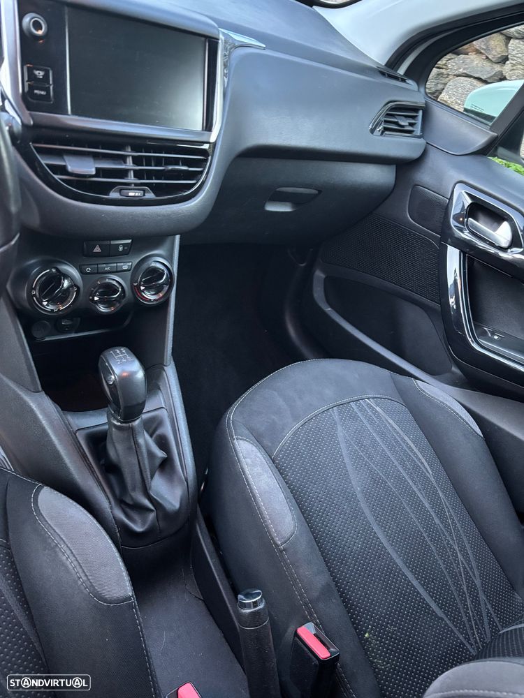 Peugeot 208 1.2 VTi Active - 7