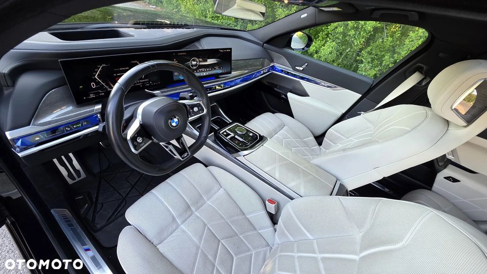 BMW Seria 7 - 23