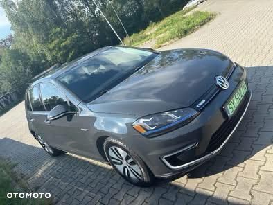 Volkswagen Golf - 1