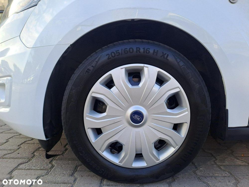 Ford Transit Connect - 15