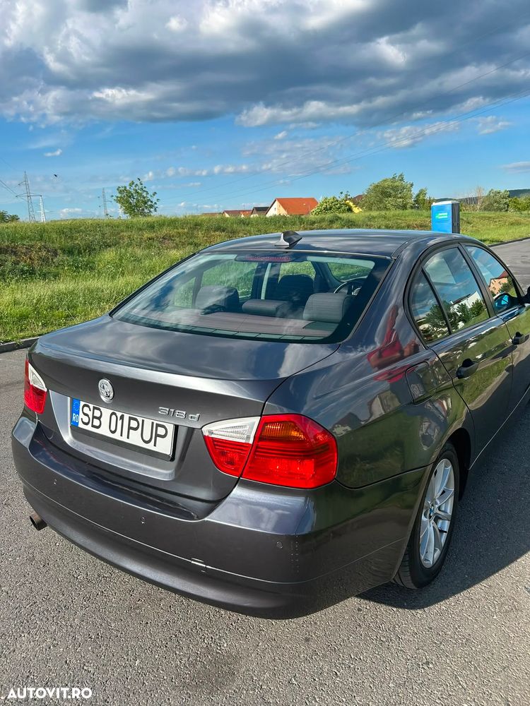 BMW Seria 3 318d DPF - 6