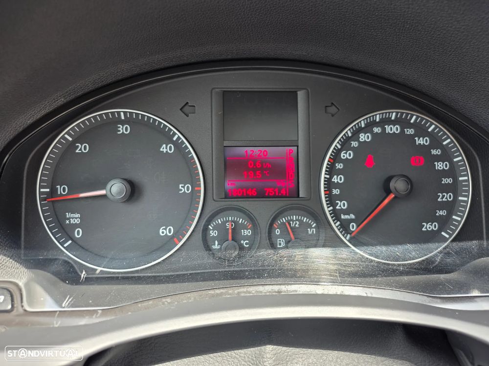 VW Golf - 22