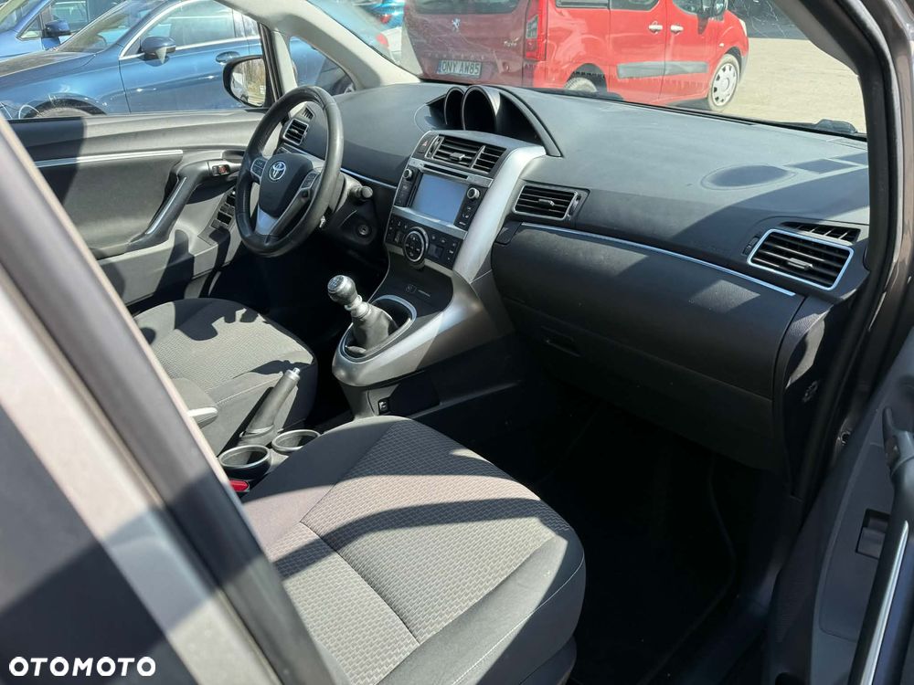 Toyota Verso 1.6 5-Sitzer Edition-S - 8