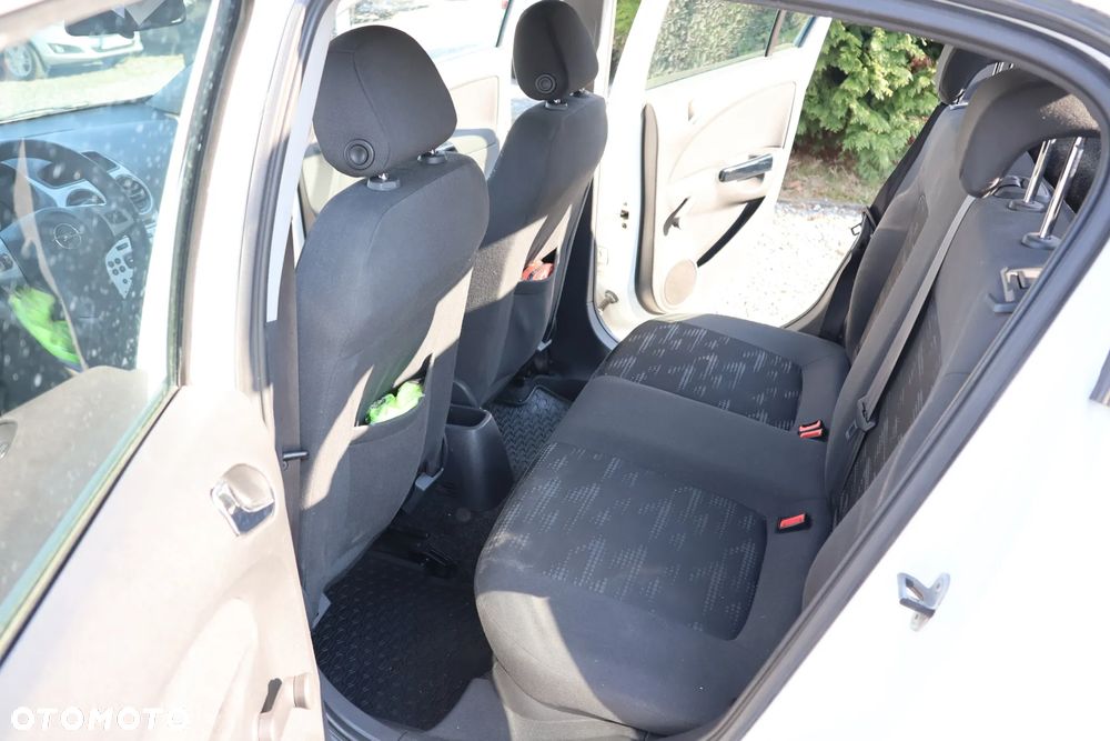 Opel Corsa 1.2 16V Edition / Active - 9
