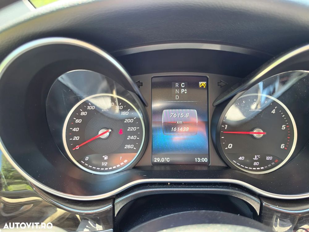 Mercedes-Benz V 250 d Lang 4Matic 9G-TRONIC Special Edition Avantgarde - 12
