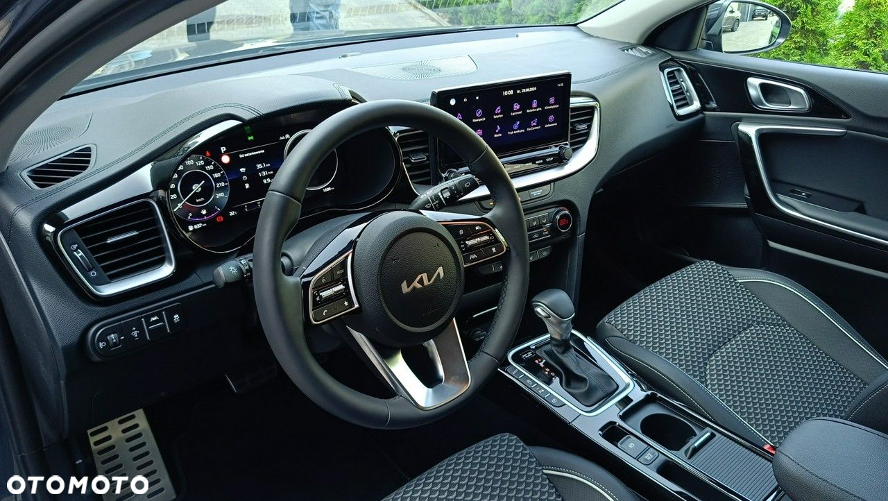 Kia Ceed - 14