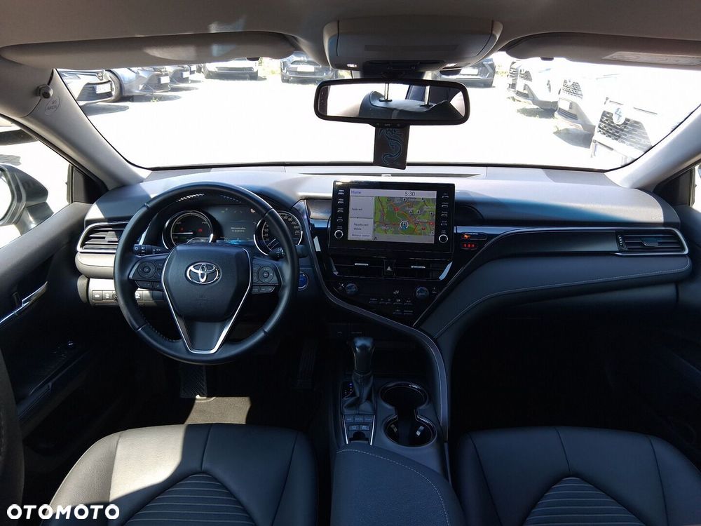 Toyota Camry 2.5 Hybrid Prestige CVT - 8