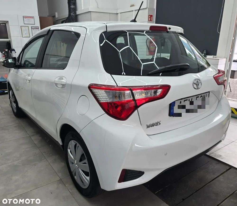 Toyota Yaris 1.5 Comfort CVT - 7