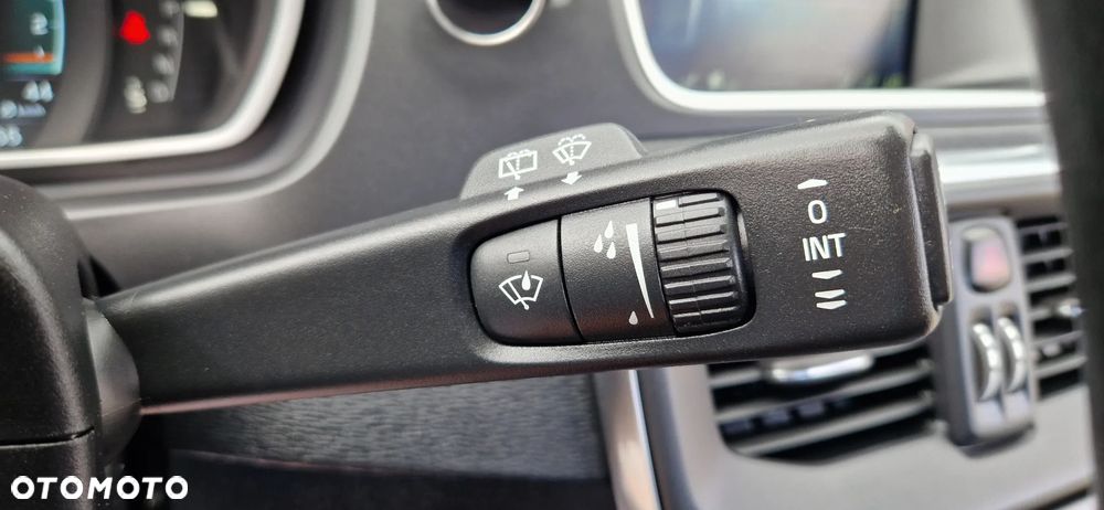 Volvo V40 - 27