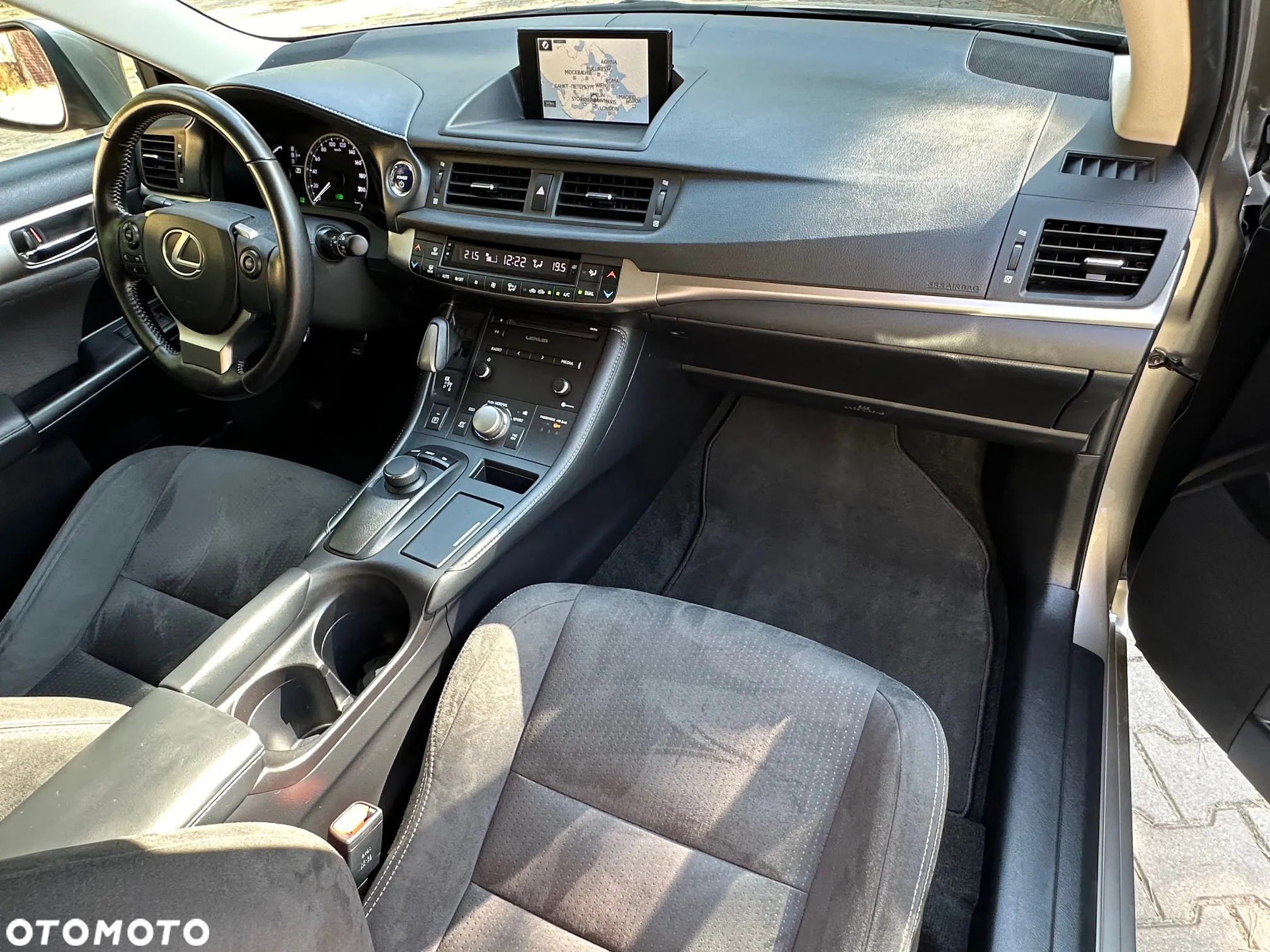 Lexus CT 200h Dynamic Line - 36