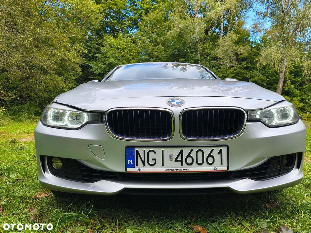 BMW Seria 3 328i xDrive Luxury Line - 6