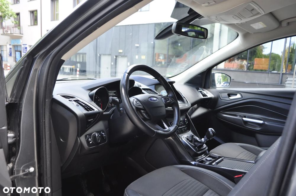 Ford Kuga 1.5 EcoBoost FWD Titanium ASS GPF - 12