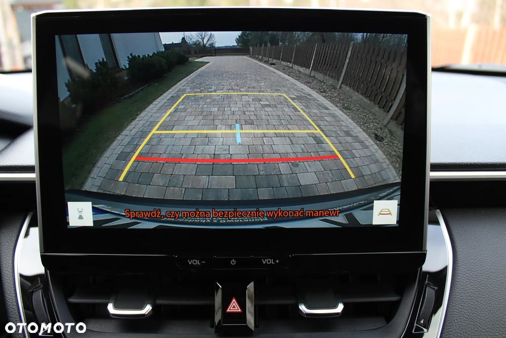 Toyota Corolla Cross 2.0 Hybrid Comfort - 25