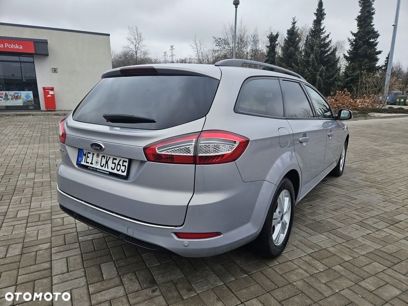 Ford Mondeo SW 1.6 T Silver X Plus - 12