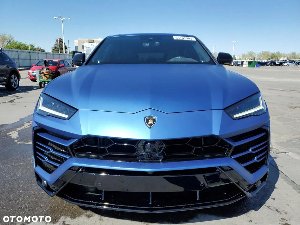 Lamborghini Urus Standard - 5