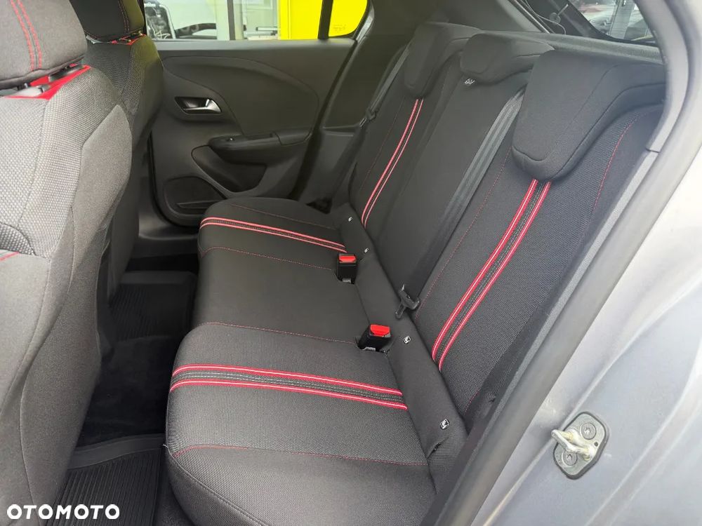 Opel Corsa GS - 10
