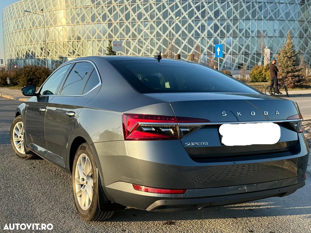 Skoda Superb 2.0 TDI DSG Ambition - 5