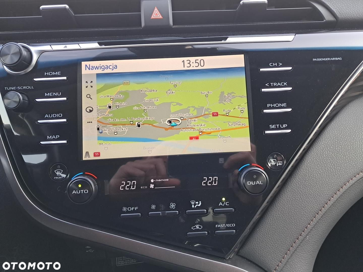 Toyota Camry - 19